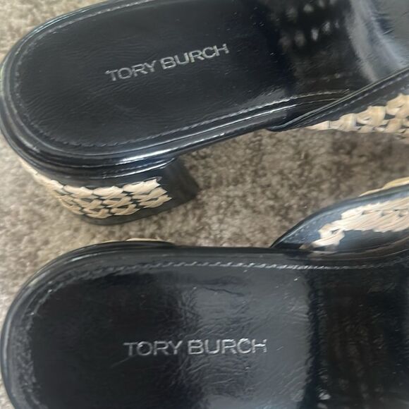 Tory Burch Woven Raffia Heeled Sandals 10 - Picture 5 of 7